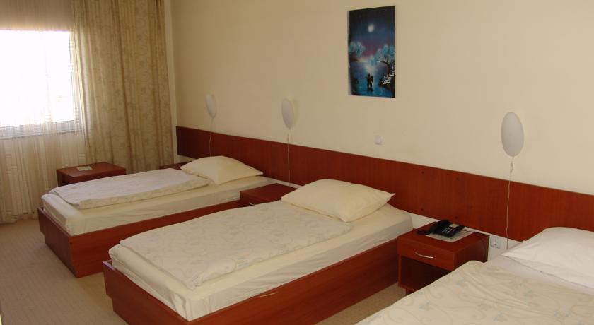 Hotel Zovko Slavonski Brod Exteriör bild